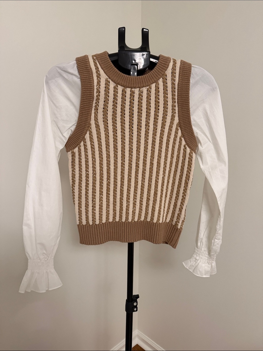 French Connection Beige & Cream Striped Knit Sleeveless Sweater Vest